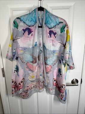 Cocoon house butterfly print silk open front kimono style top New with Tags